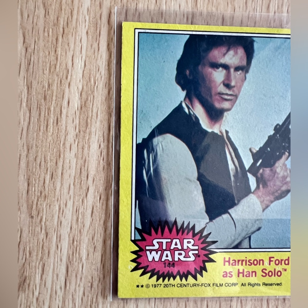 Han Solo 1977 yellow series error mis-cut 
Star Wars Trading Card